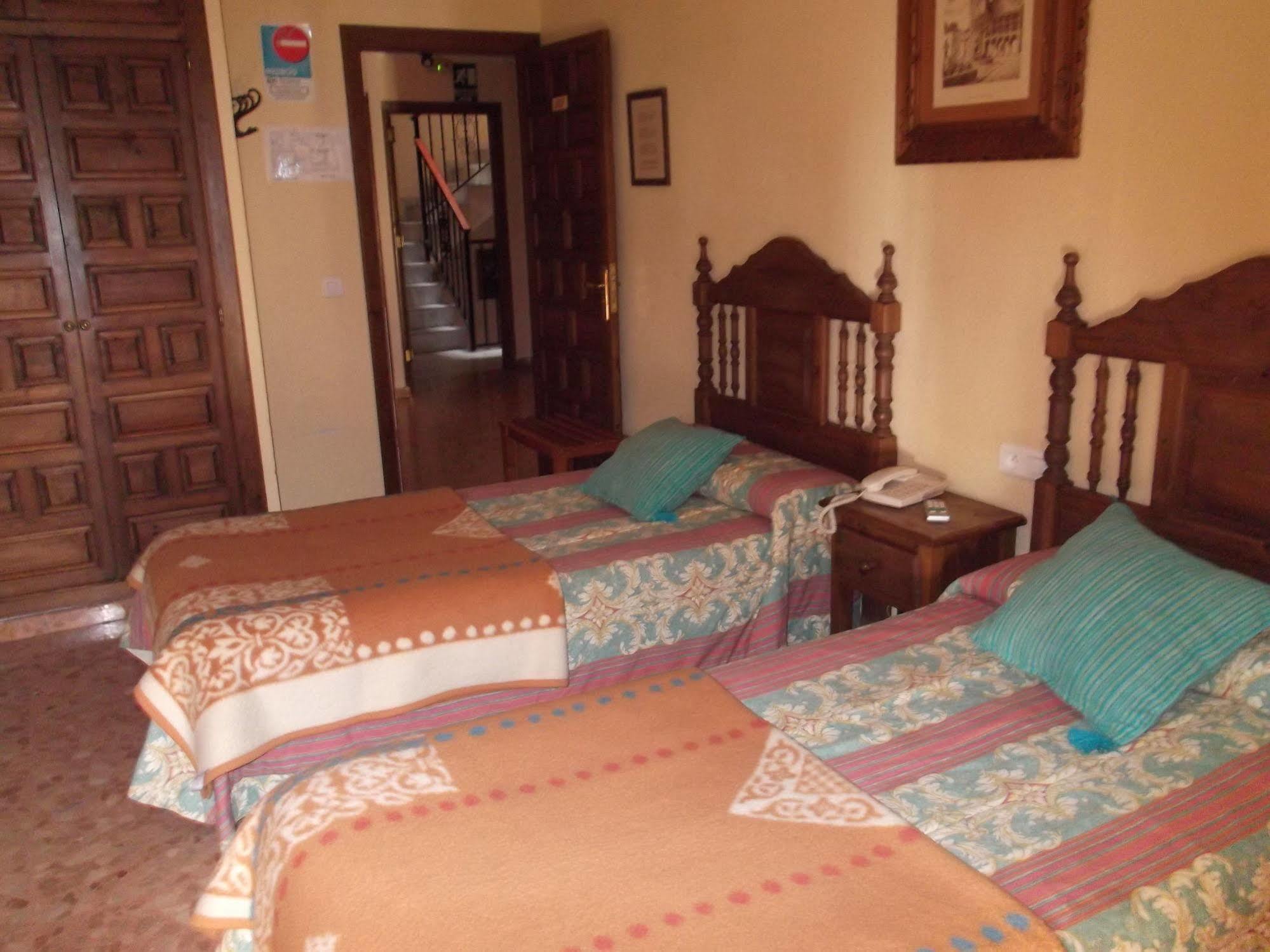 Arunda I Hotel *